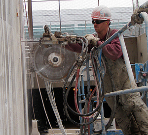 CHESCO operator with diamond wall cutter